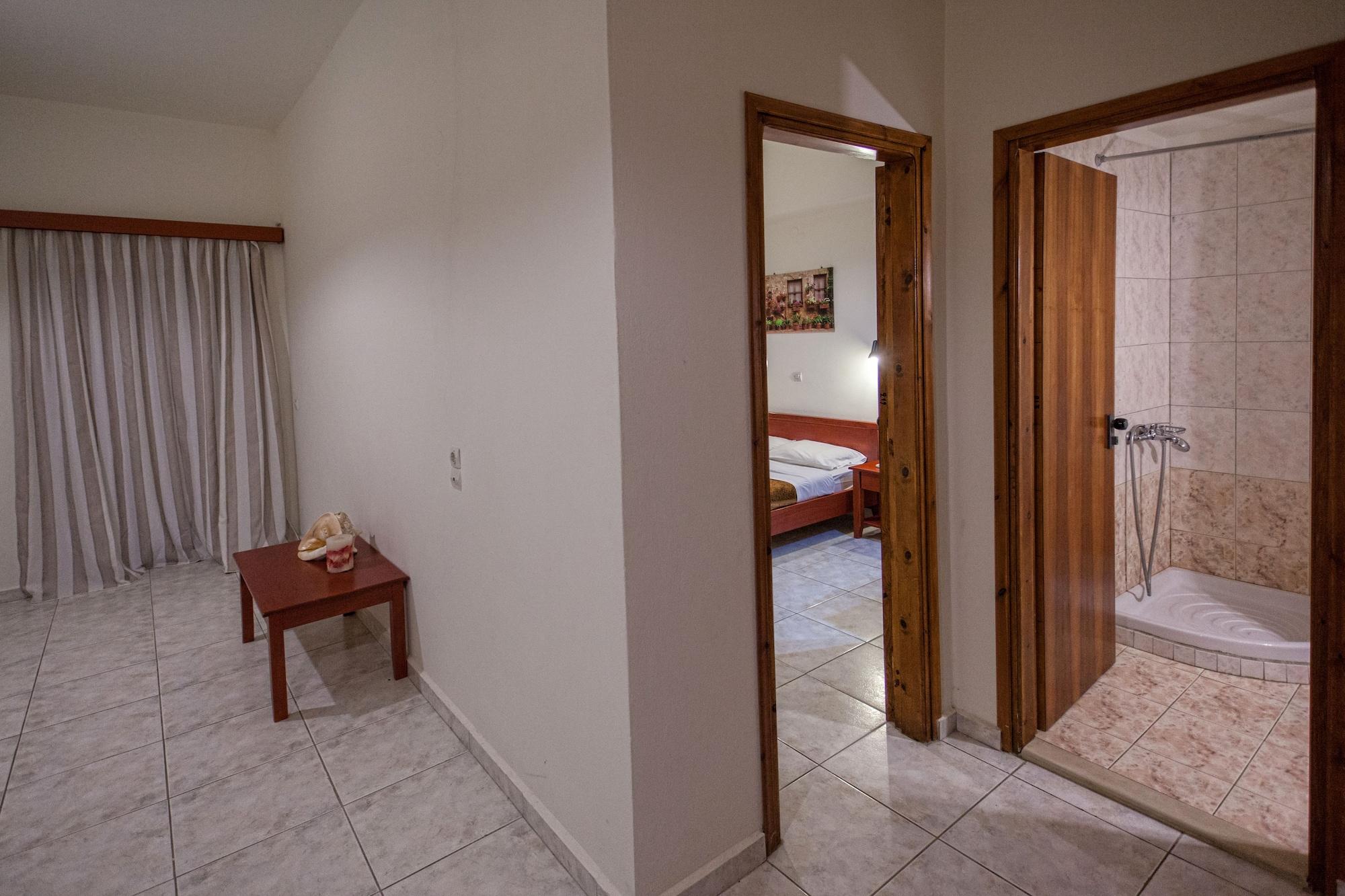 Ammoudi Hotel Damnoni Eksteriør billede