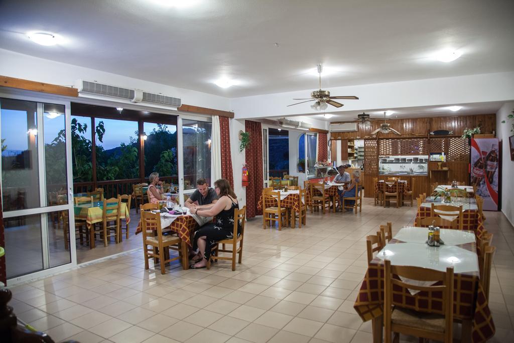 Ammoudi Hotel Damnoni Eksteriør billede
