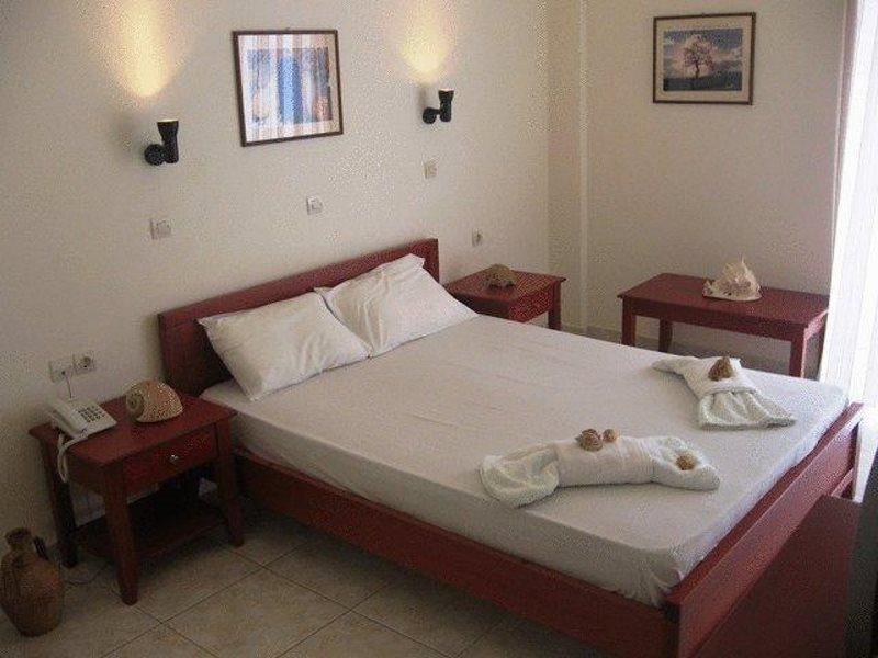 Ammoudi Hotel Damnoni Eksteriør billede