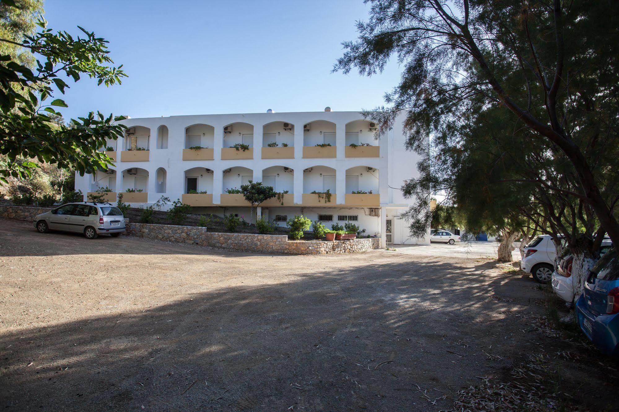 Ammoudi Hotel Damnoni Eksteriør billede